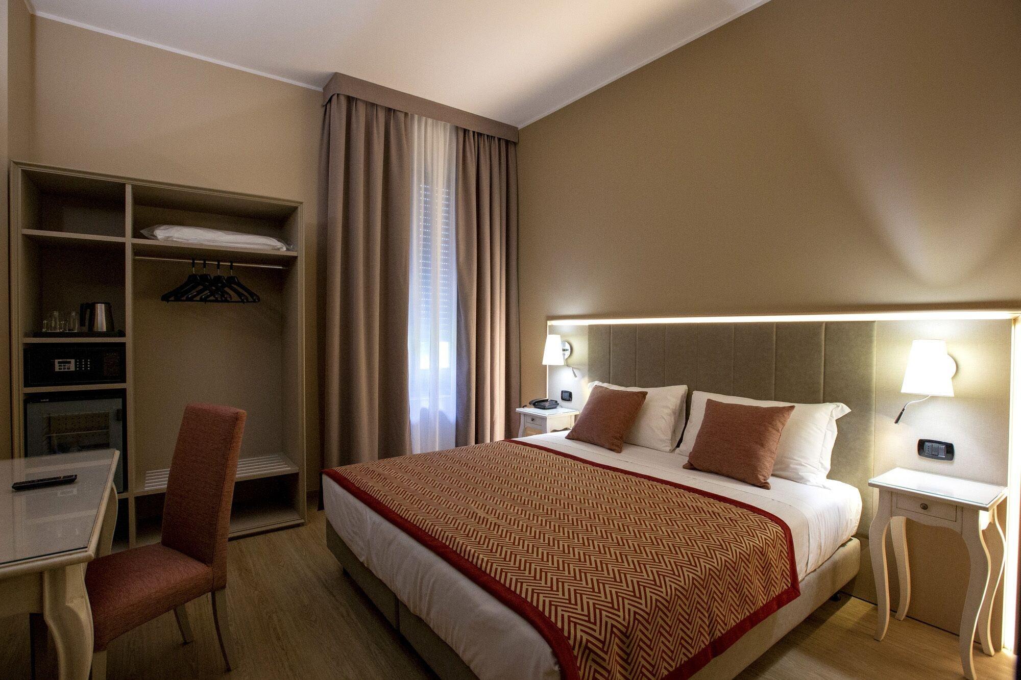 Hotel Villa Malpensa Vizzola Ticino Esterno foto