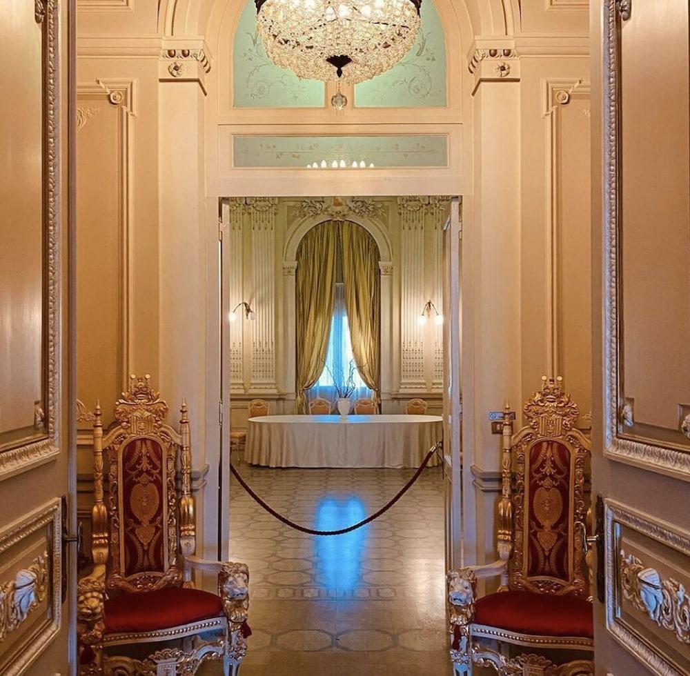 Hotel Villa Malpensa Vizzola Ticino Esterno foto
