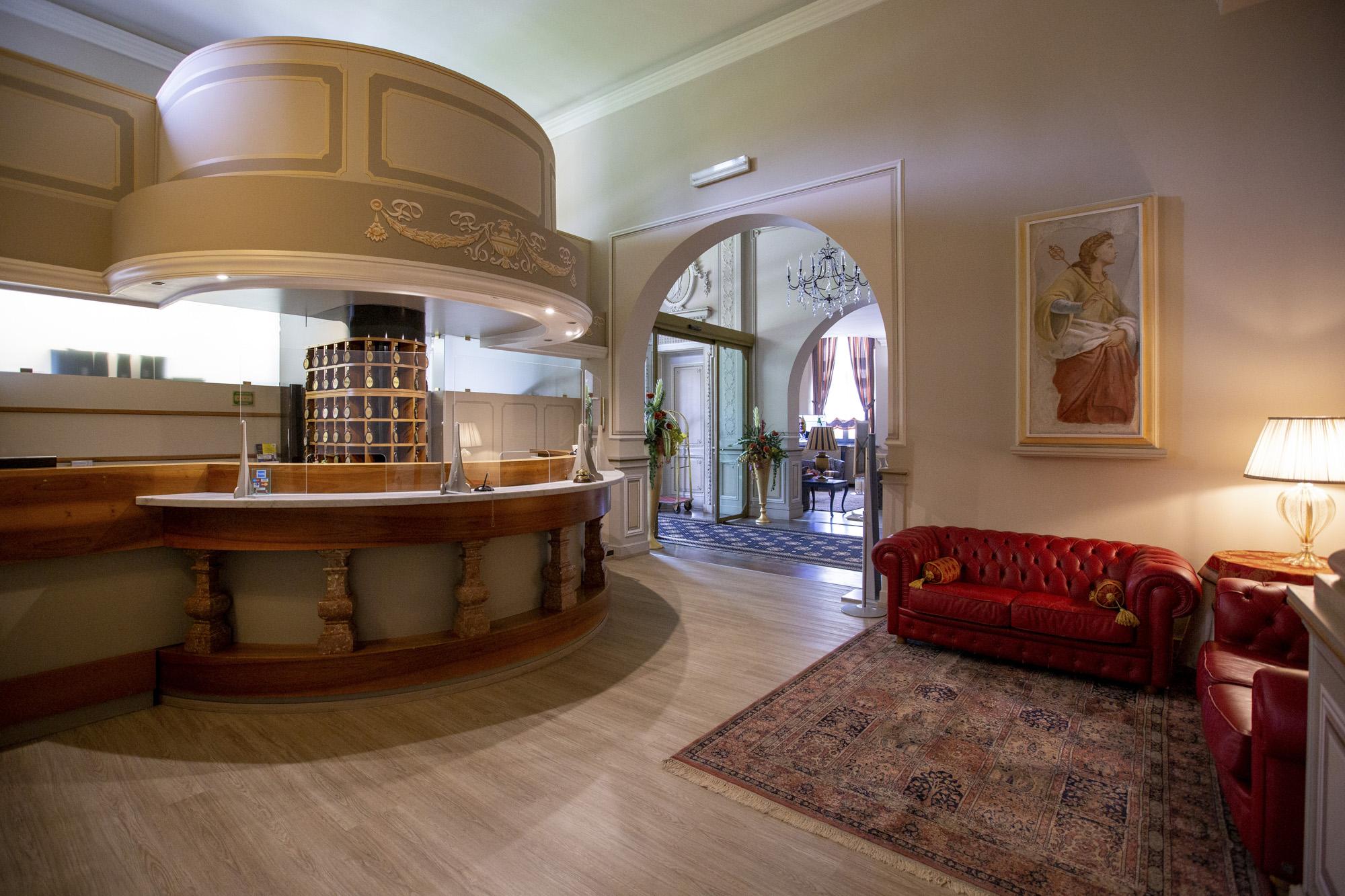 Hotel Villa Malpensa Vizzola Ticino Esterno foto