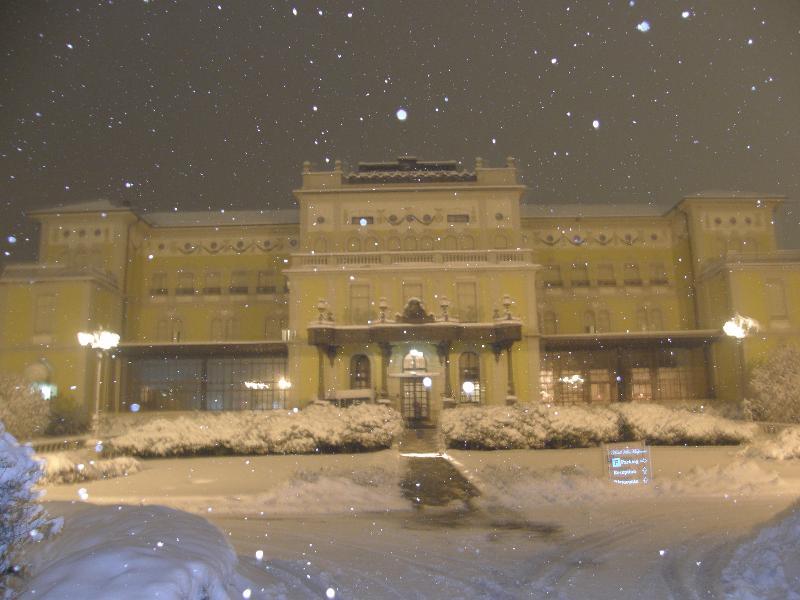 Hotel Villa Malpensa Vizzola Ticino Esterno foto