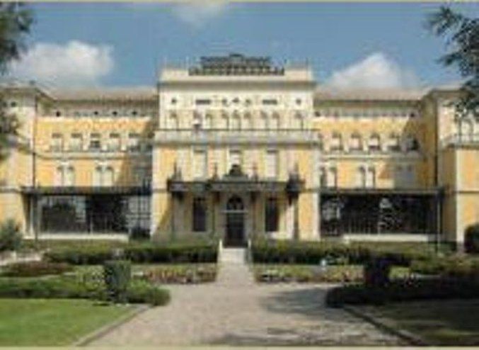 Hotel Villa Malpensa Vizzola Ticino Esterno foto